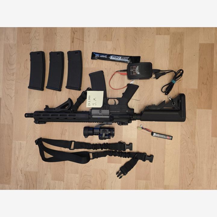 M4 paketti