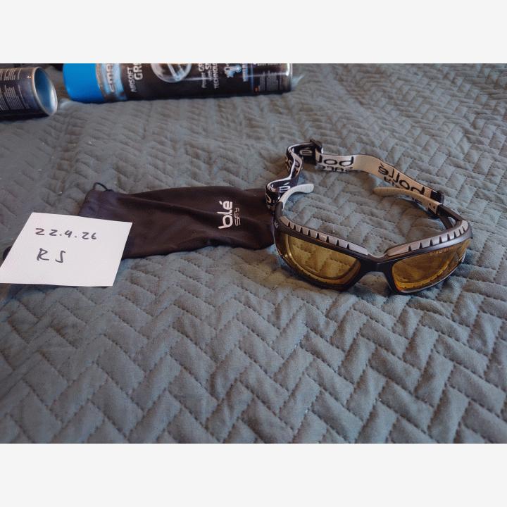 bolle lasit ja ritilä lasit