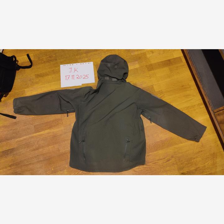 Softshell- takki, Tuntematon