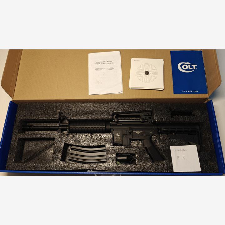 Cybergun M4 sähköase