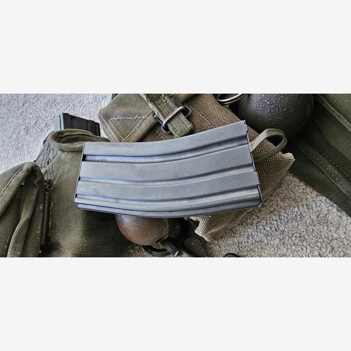 Ostetaan M4/M16 stanag midcap lippaita