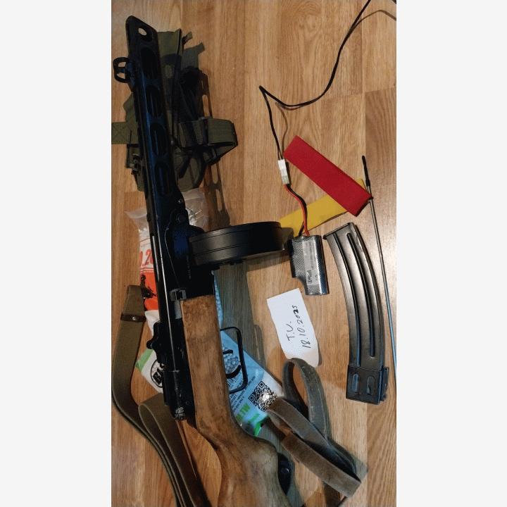 PPSH ja vermettä.