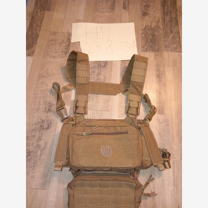 Chest rig