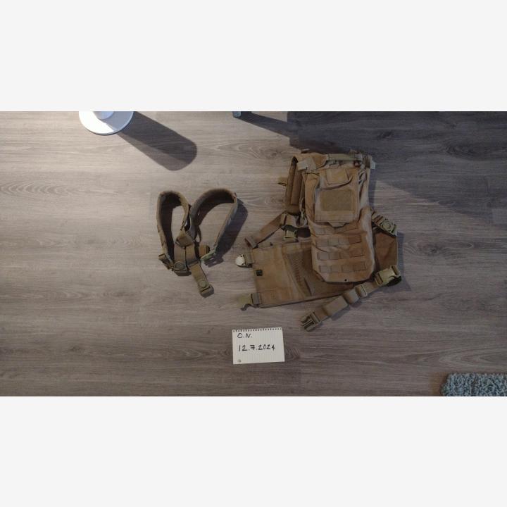 Varustetta, Molle -taskuja, BW, Condor, yms.