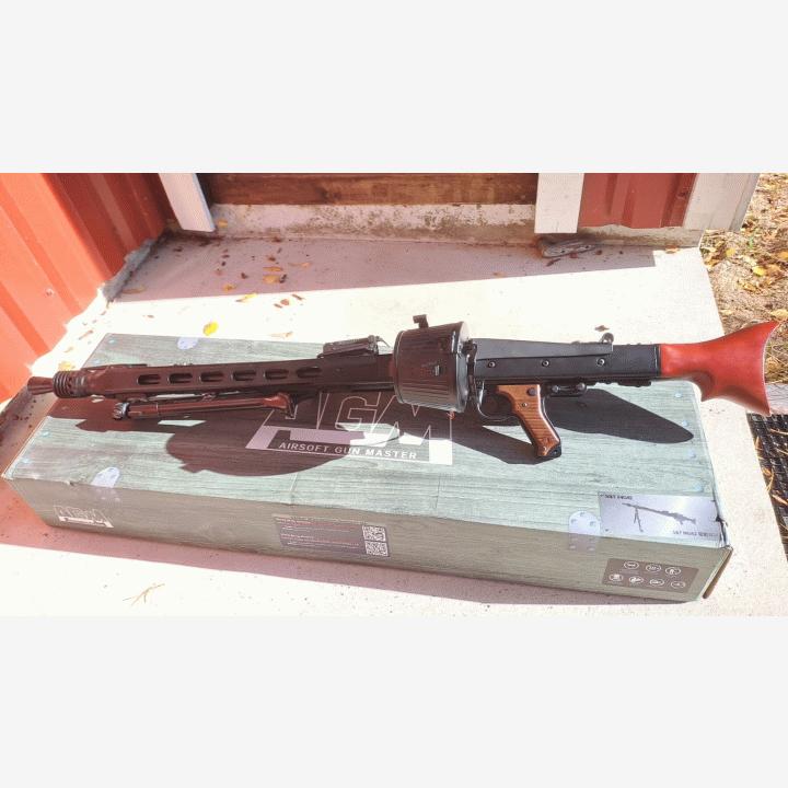 AGM/S&T MG42 AEG